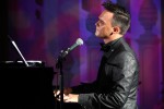 Gareth Gates exclusive performance 5