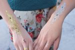Does gold or silver match you better to find your skin’s undertone