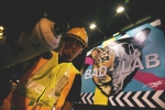 #Scenes: Four of Malaysia’s Best Graffiti Artists Adds Their Take On Bad Lab’s Billboards On MRT Pillars-Pamper.my