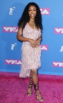 rs_634x1024-180820170901-634-sza-mtv-vmas.ls-82018