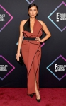 rs_634x1024-181111174212-634-2018-PCA-red-carpet-fashions-shay-mitchell.ct.111118